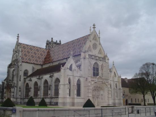 Côté Sud Ouest de l'église de Brou